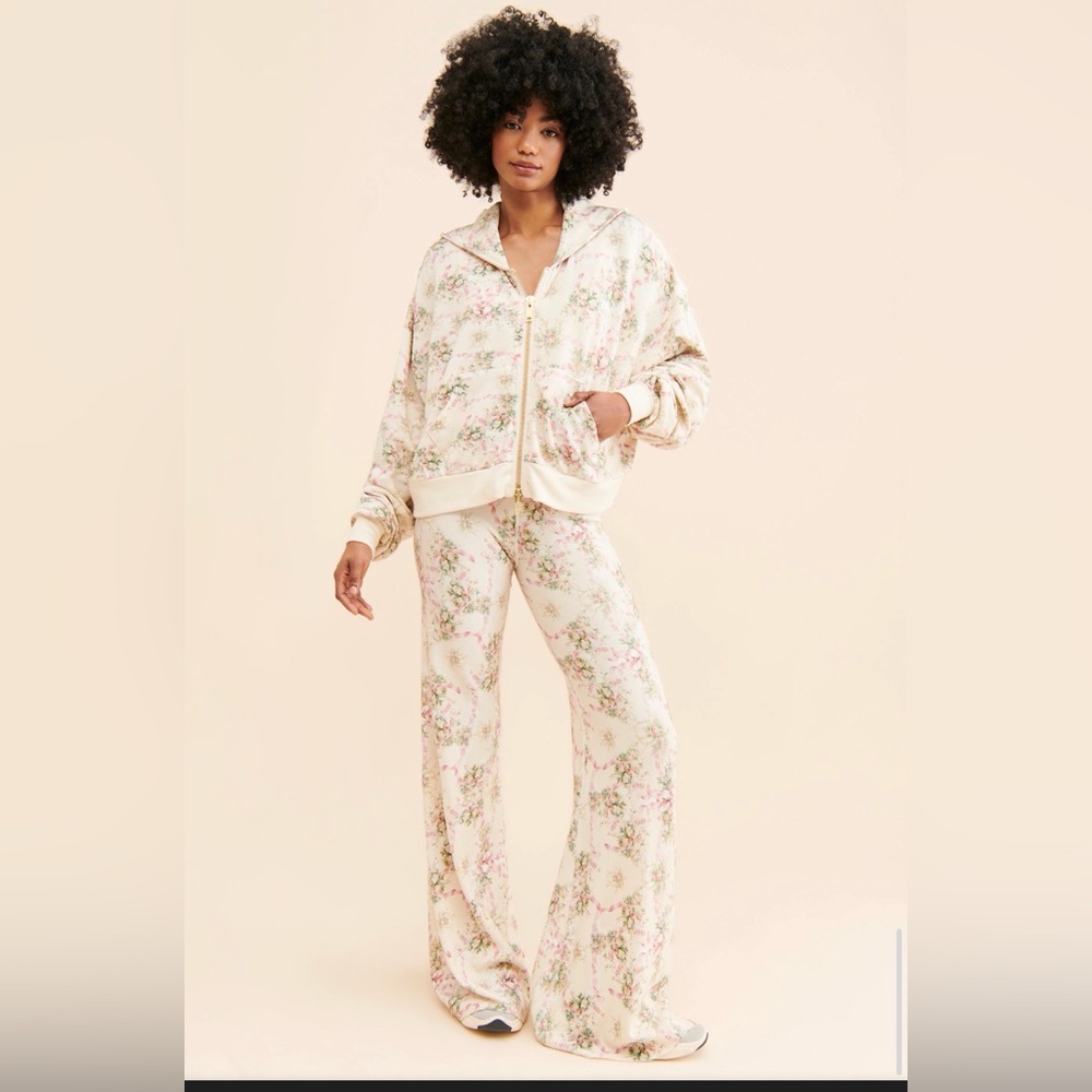 Nuuly x Selkie All Day Pillow Zip Up Jacket